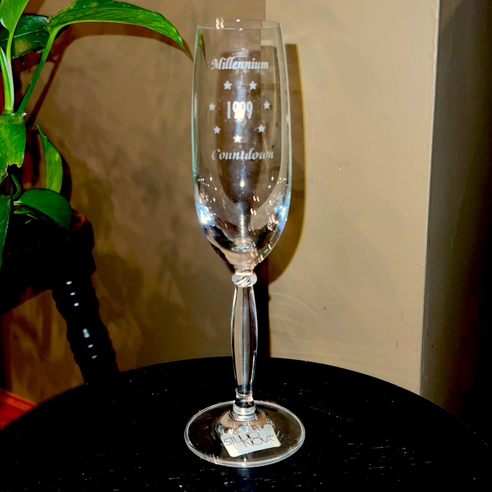 Mikasa Toasting Flute Studio Nova